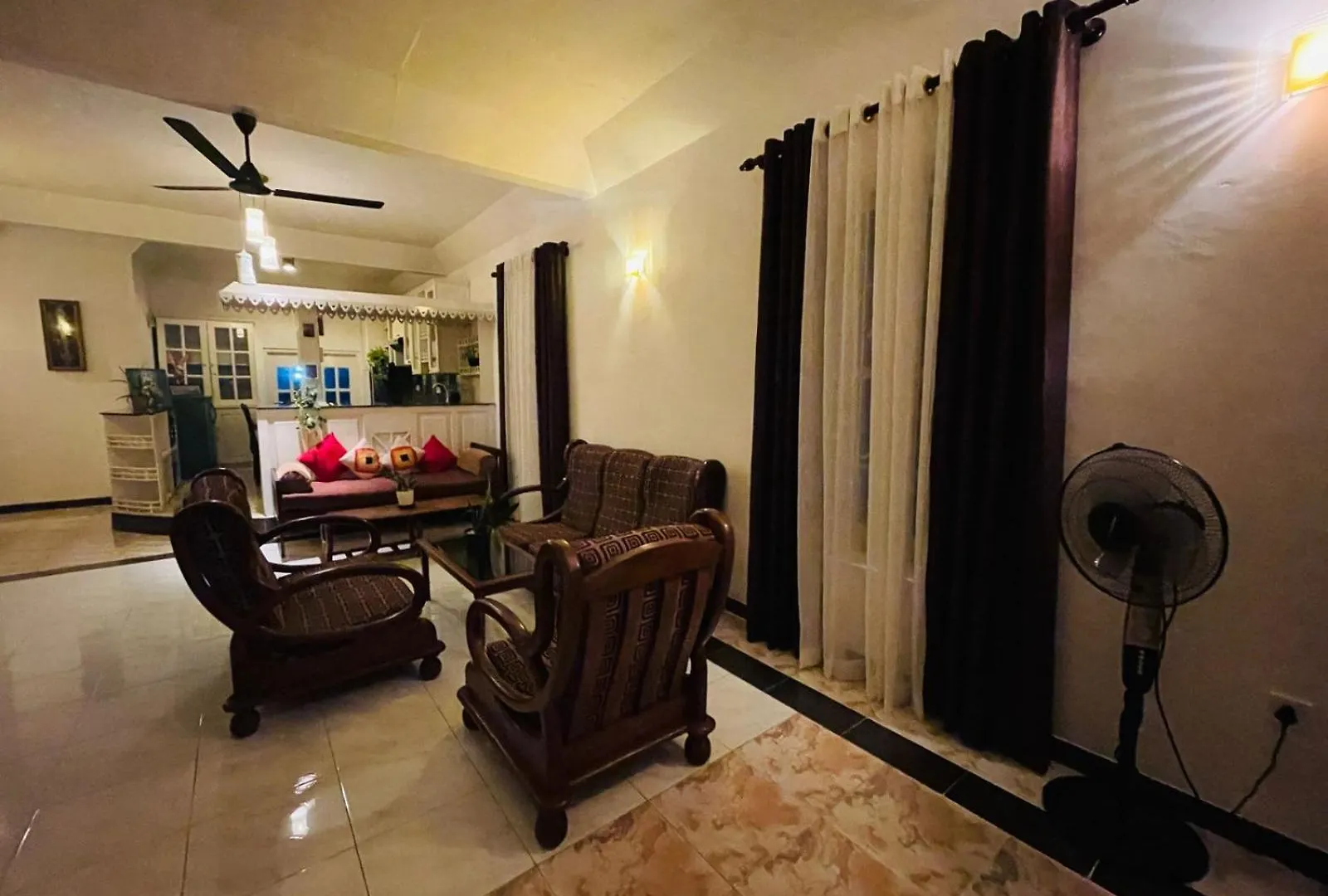 Winston Dutch Canal Villa Guest House Negombo
