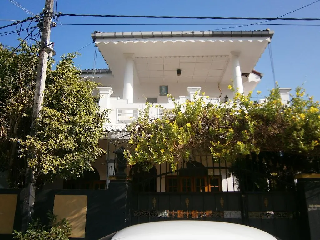 Winston Dutch Canal Villa Guest House Negombo Sri Lanka
