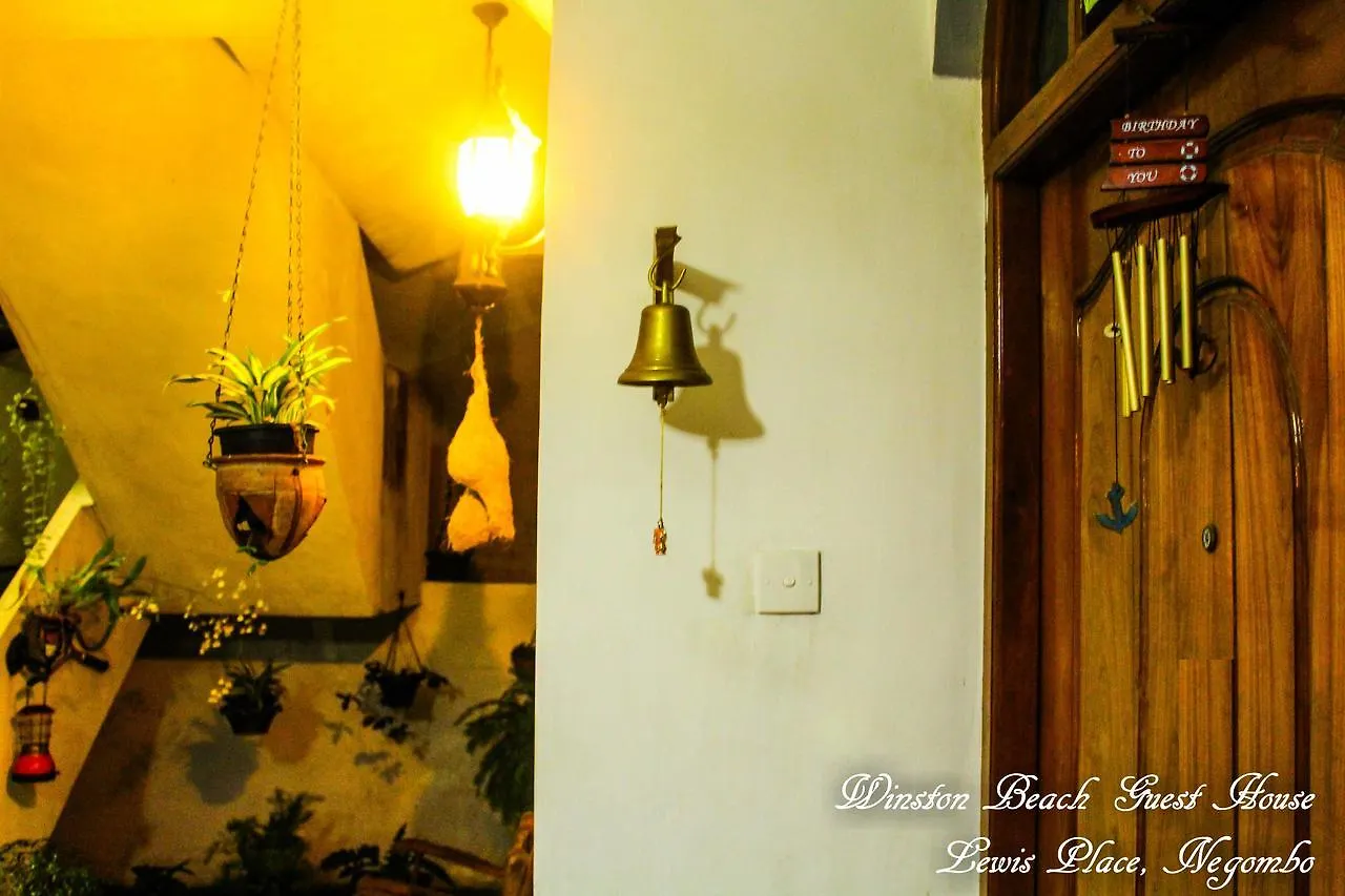 Winston Dutch Canal Villa Guest House Negombo